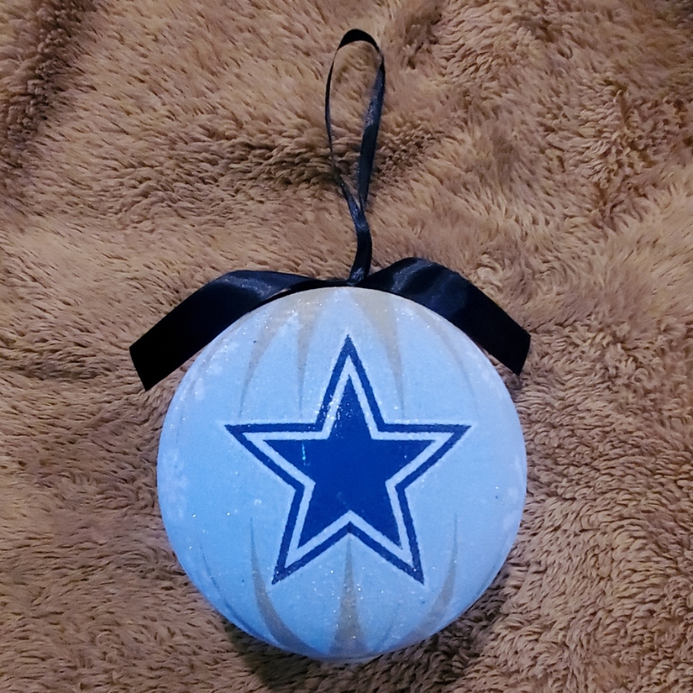 Dallas Cowboy ornament (big)+